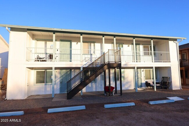 Building Photo - 127 S Outpost Rd