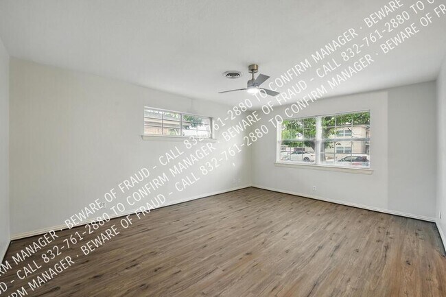 Building Photo - 506 E Alexander Ln