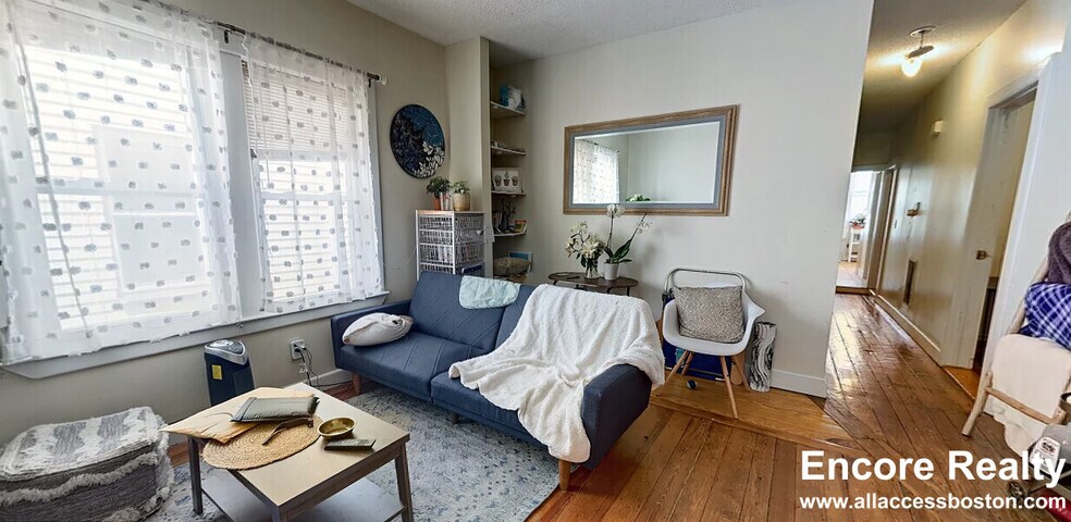 Building Photo - 125 Brook St