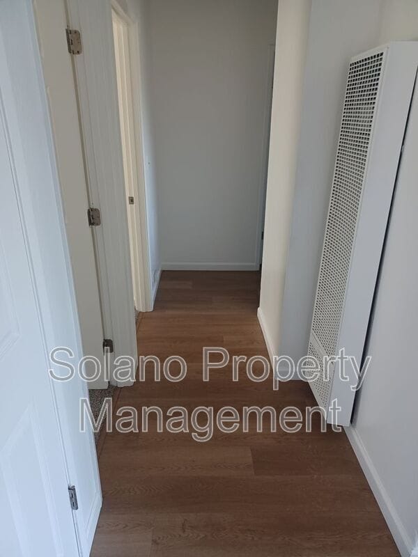 Primary Photo - 766 E Tabor Ave