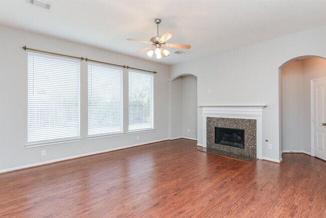 Building Photo - 21822 Mystic Point Ct