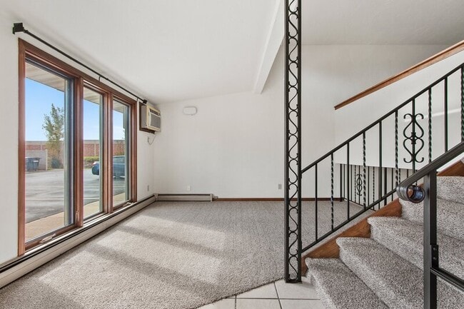 Building Photo - 2344 Canter Ln