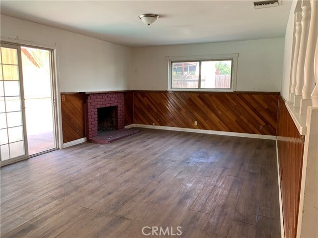 Building Photo - 2282 E 17th St