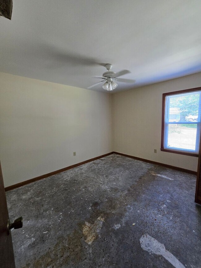 Building Photo - 407 Indian Dr