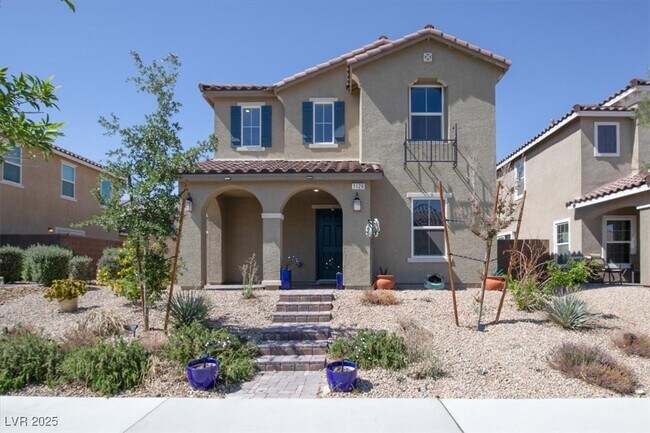 Primary Photo - 1126 E Dorrell Ln
