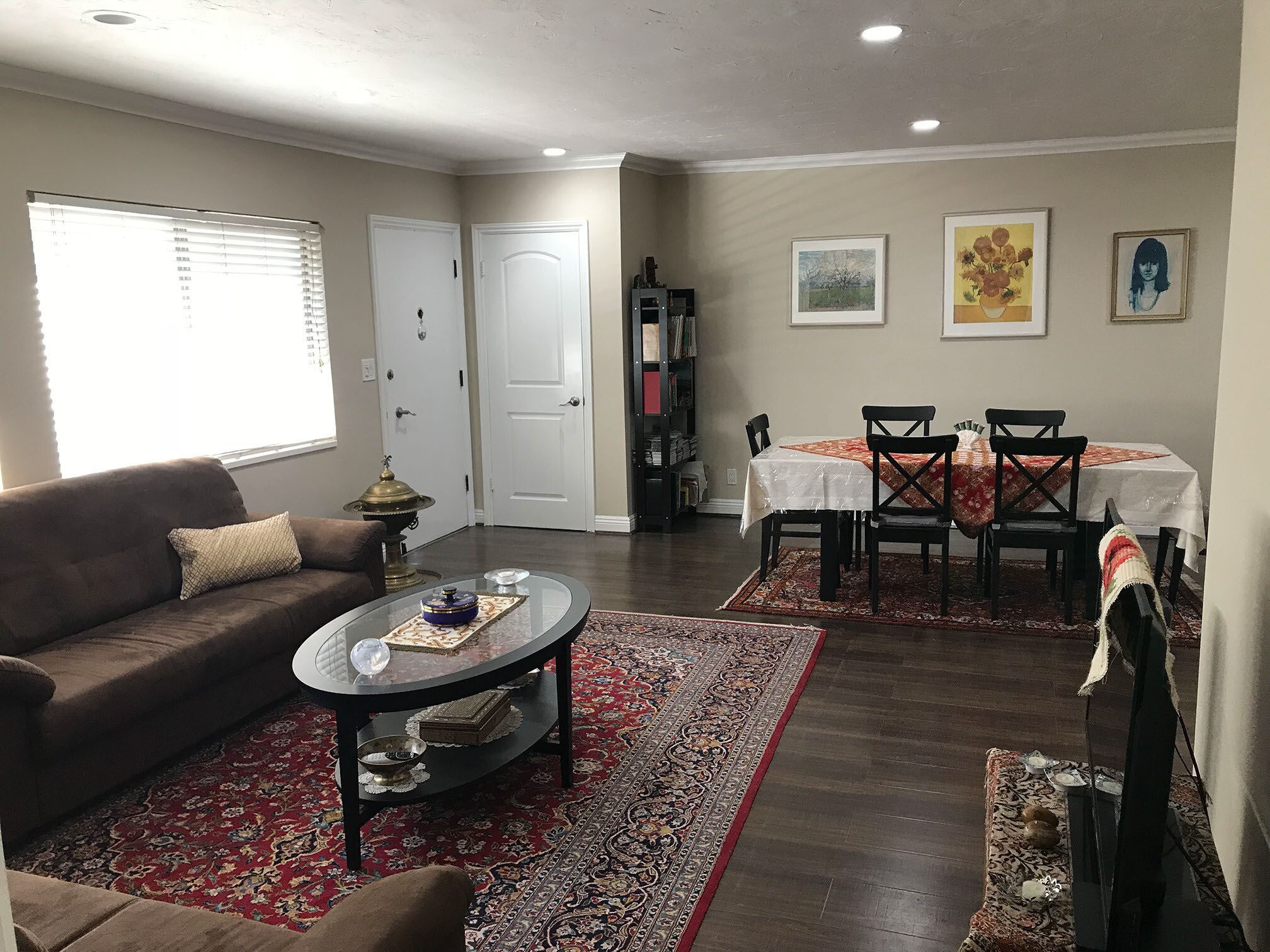unit is UNFURNISHED - 1126 N Central Ave