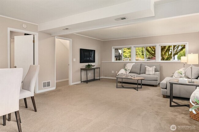 Building Photo - Prime Bothell Location!!!