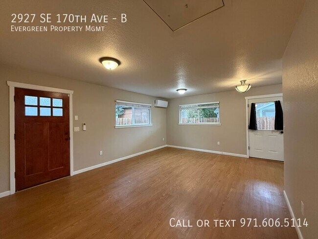 Building Photo - 2927 SE 170th Ave