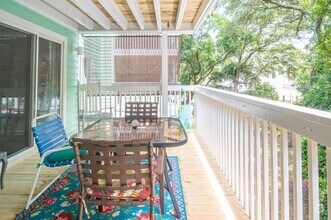 Building Photo - FURNISHED OFF-SEASON MONTHLY RENTAL - AVAI...