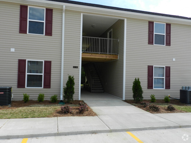 Building Photo - Creekside Apartments