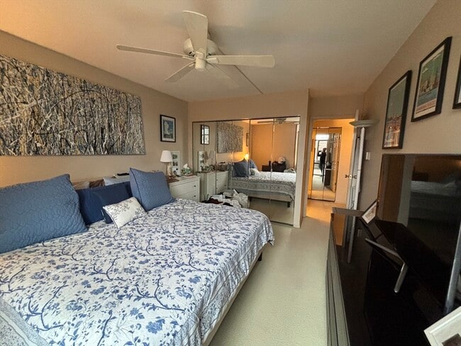 Building Photo - 19 Winchester St