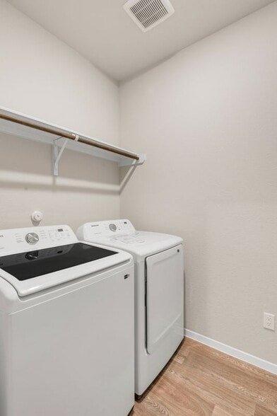 Building Photo - 2615 Towy Rd