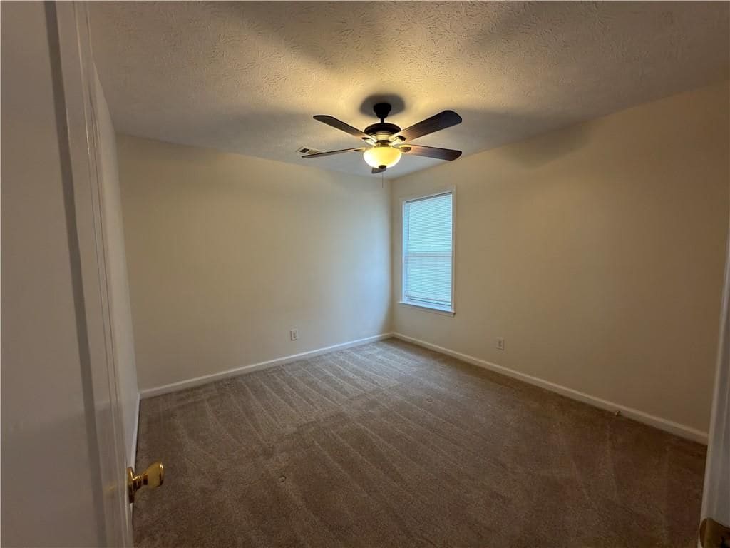 Building Photo - 620 Manor Glen Dr