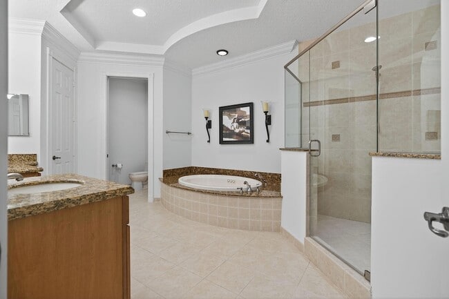 Building Photo - 1000 US-1