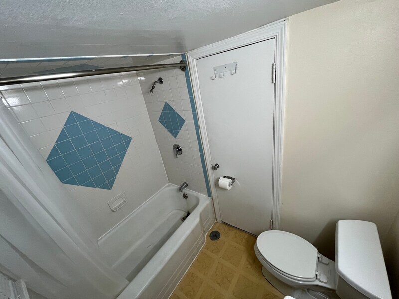 Building Photo - 192 N Smith St