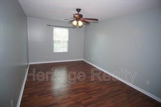 Building Photo - 818 Coleville Way