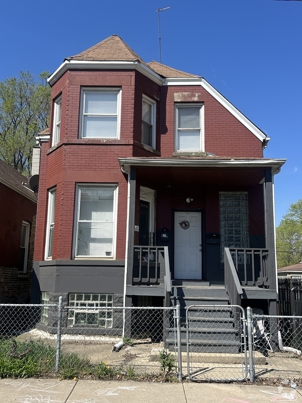 Building Photo - 7432 S Maryland Ave