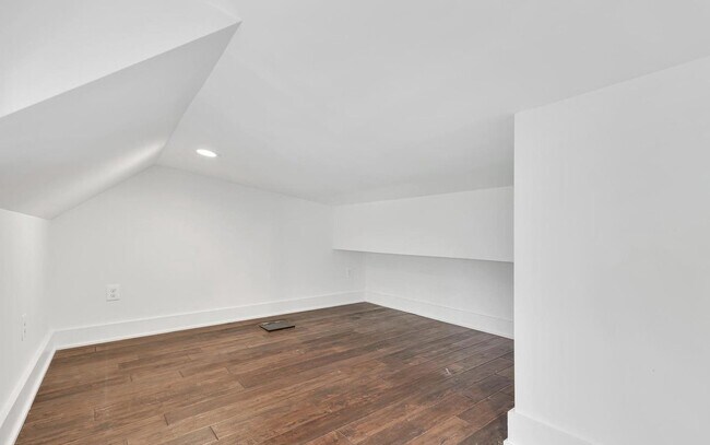 Building Photo - 3453 Holmead Pl NW