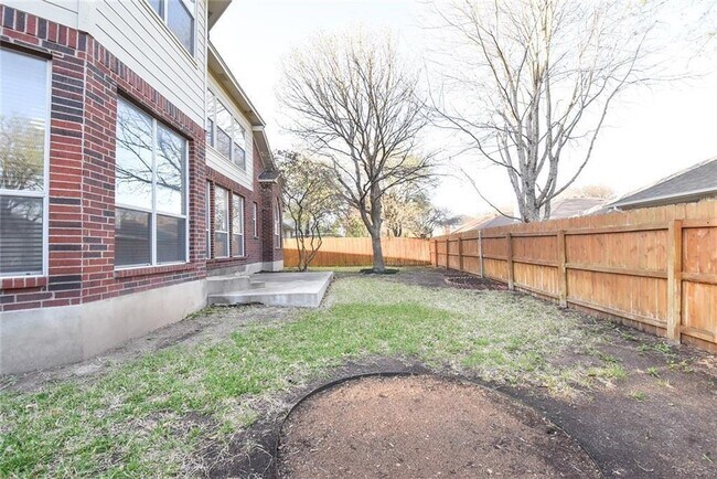 Building Photo - 2101 Smoke Tree Trail