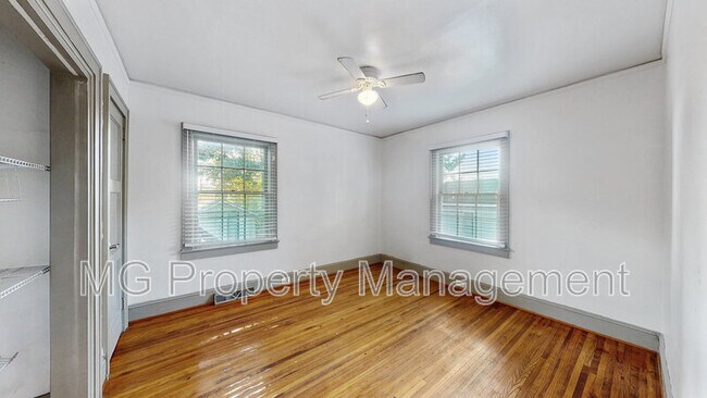 Building Photo - 1608 Onslow Dr