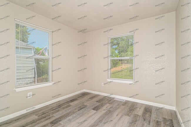 Building Photo - 3416 Westridge Ln