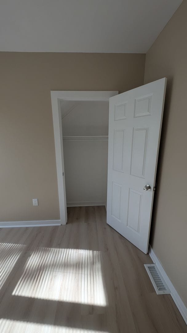Building Photo - Newly Renovated Two-Bedroom