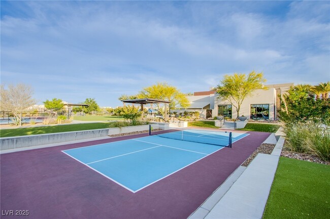 Building Photo - 10960 Merito Ct