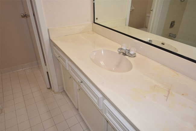 Building Photo - 14410 Muirfield Ln