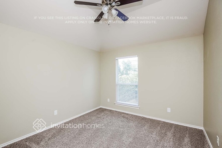 Building Photo - 5823 Silver Sage Ln