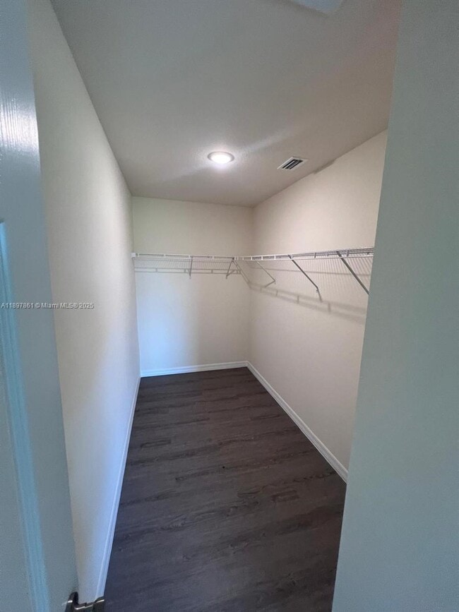 Building Photo - 1150 Norge Ct