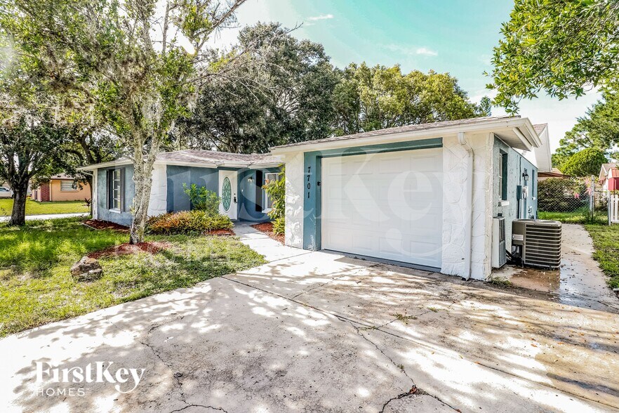 Building Photo - 7701 Birchwood Dr