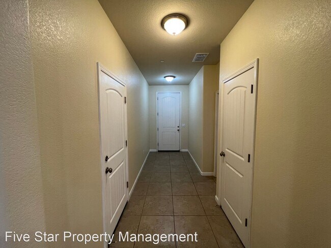 Building Photo - 4 br, 2 bath House - 1484 Rock Springs Ave