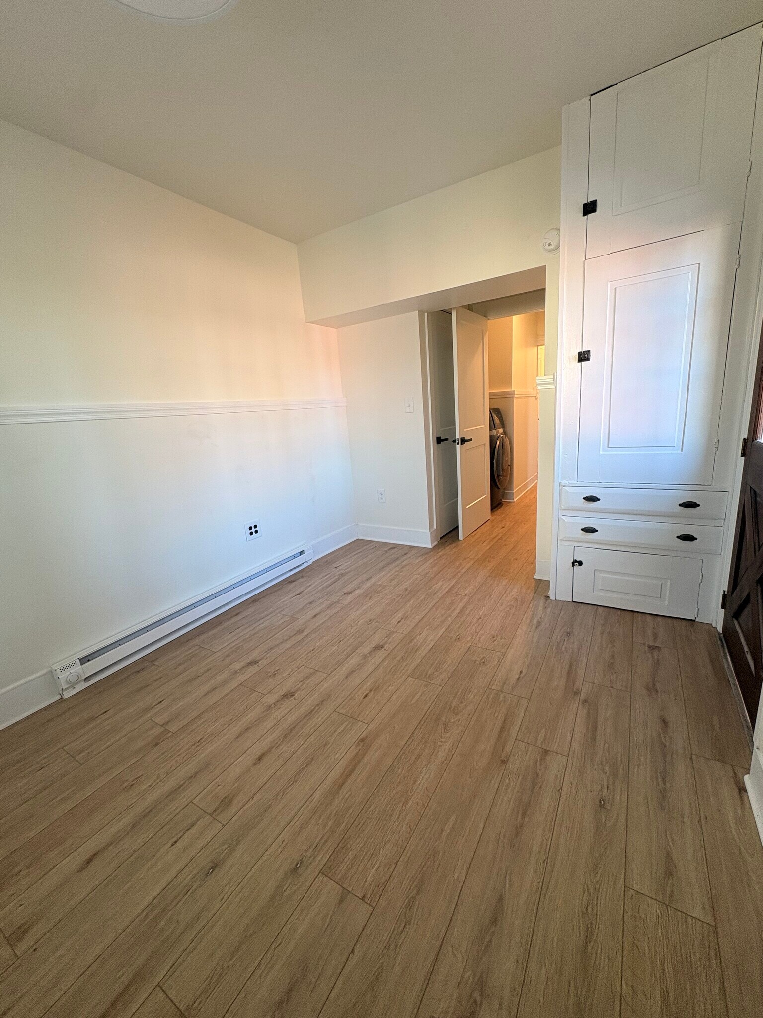 Building Photo - 61 Forest Ave