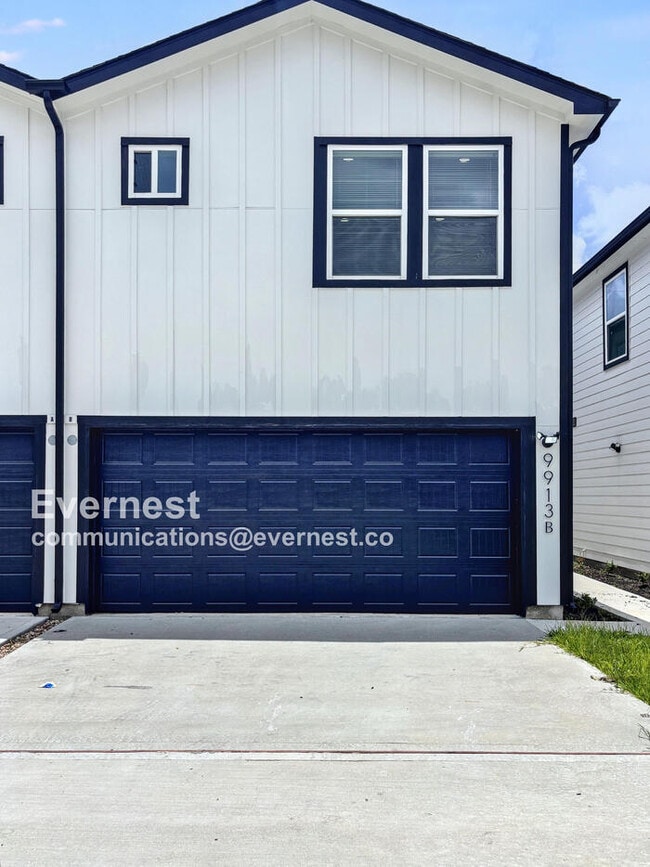 Primary Photo - 9913 Porto Rico Rd
