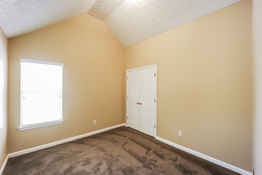 Building Photo - 4414 Gladewood Run