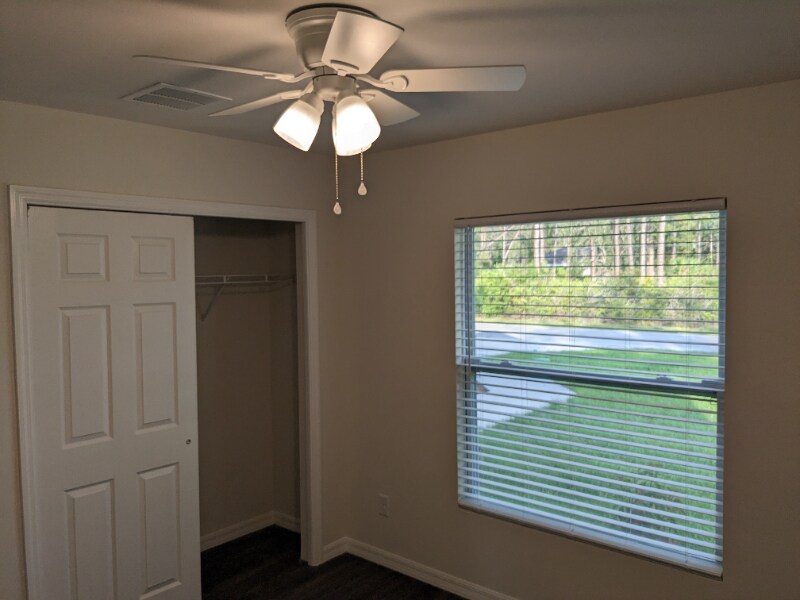 Building Photo - 5900 Cazler Ave