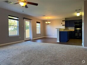 Building Photo - 6905 Panda Royle Dr