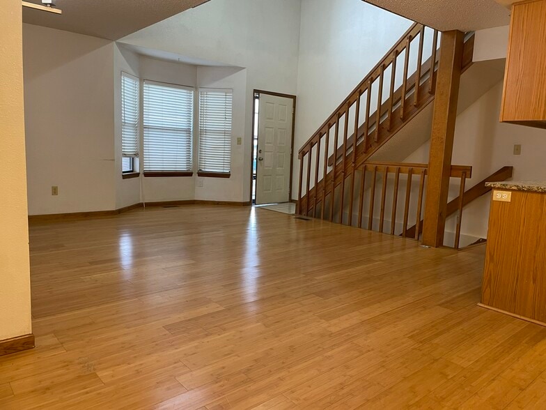 Living room - 1760 S Ammons St