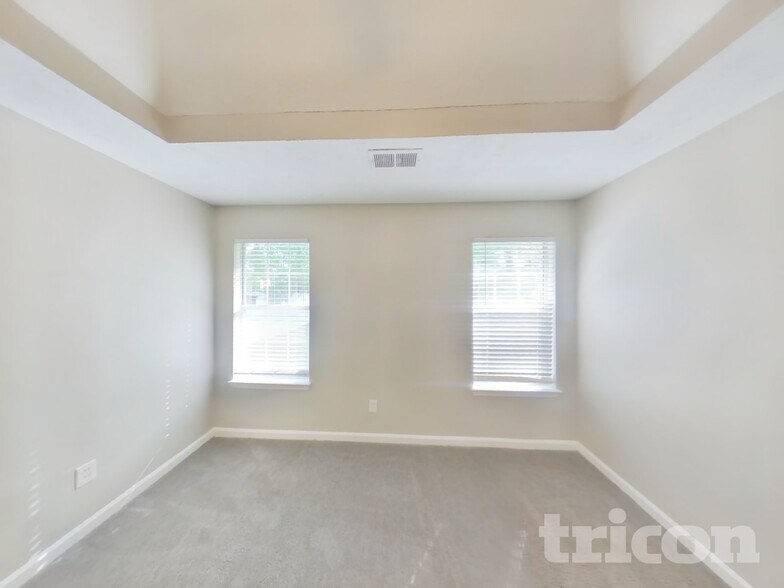 Building Photo - 1411 Pebble Ridge Ln