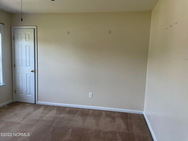 Building Photo - Welcome to Brookstone Crossing!