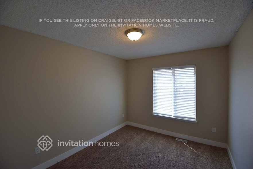 Building Photo - 1424 W 132nd Pl