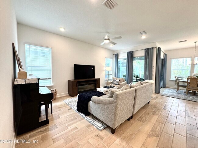 Building Photo - 97 Latham Dr