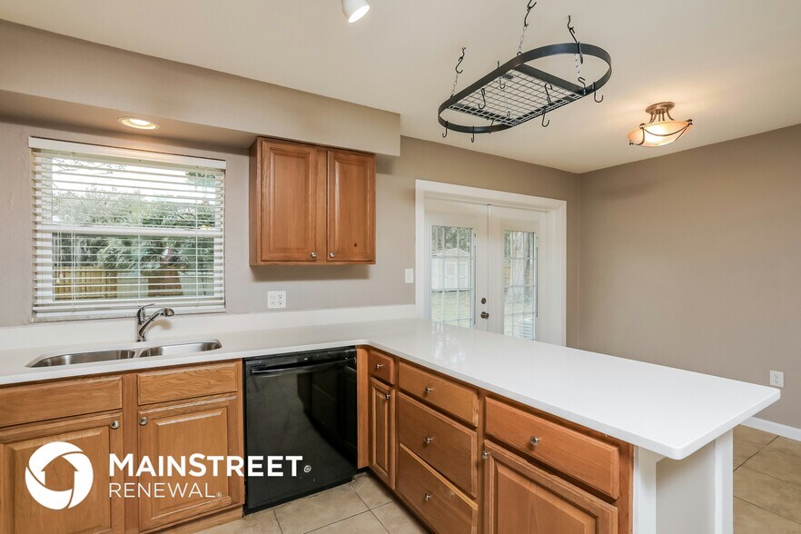 Building Photo - 511 S Simpson St