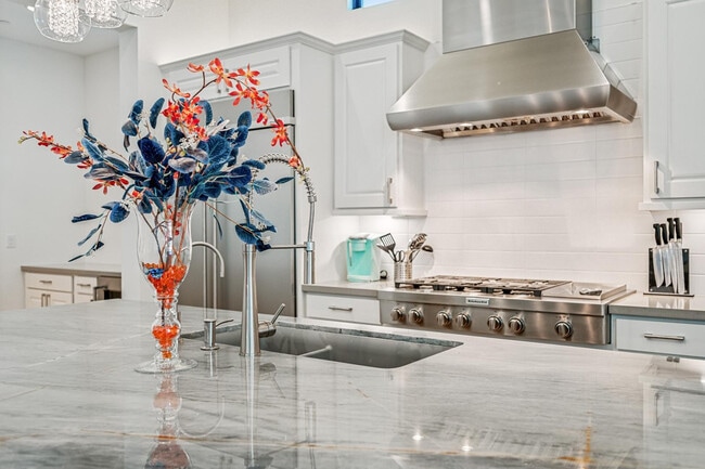 Building Photo - 12378 E Troon Vis Dr