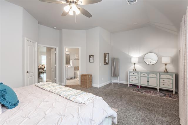 Building Photo - 204 Garden Grove Dr