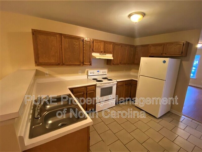 Building Photo - 2507 Pinnix St