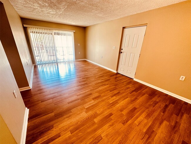 Primary Photo - 1162 Lake Terry Dr
