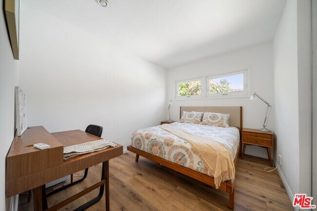 Building Photo - 4855 Seldner Ave