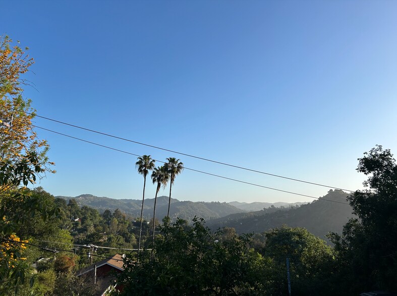 Cross Canyon Views - 1212 Fernwood Pacific Dr