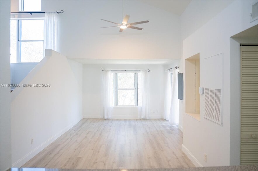 Building Photo - 1760 Palm Cove Blvd